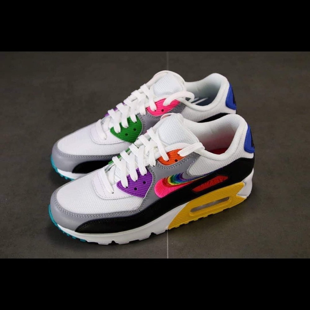 Air Max Men Size 7-11 Women Size 8-12 1/2